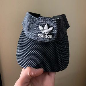 Adidas visor